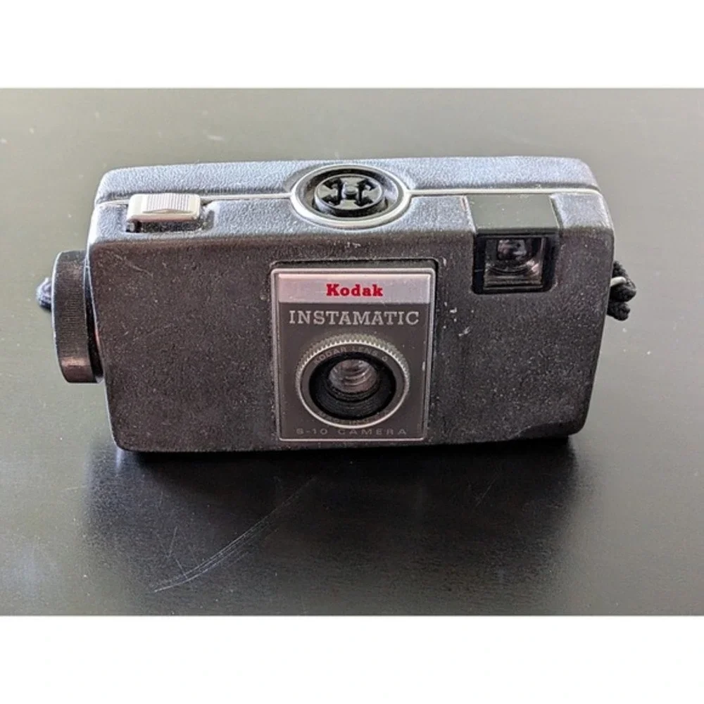 Vintage Film Camera Kodak Instamatic S-10 - Untested USA Made